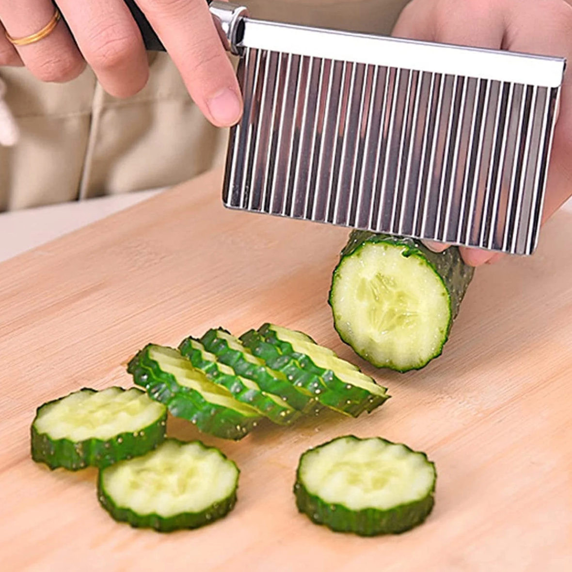Stainless Steel Crinkle Cutter Knife | Wavy Cuts for Veggies, Fries & Salads