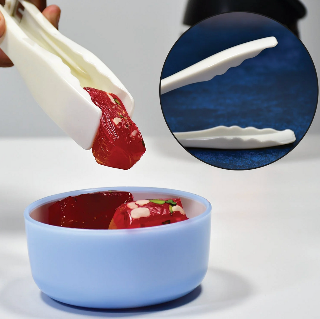 Plastic Handle Kitchen Tongs with Bread Clamps – Easy Grip, Durable