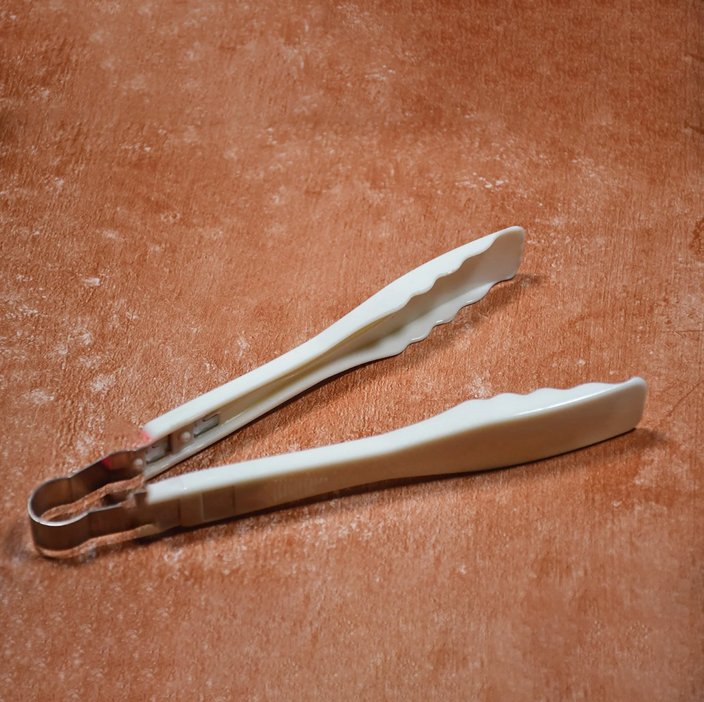 Plastic Handle Kitchen Tongs with Bread Clamps – Easy Grip, Durable